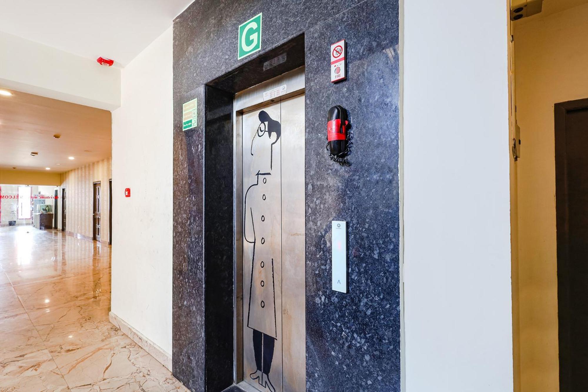 Fabhotel Perfect - Near Chrompet Railway Station * Chennai