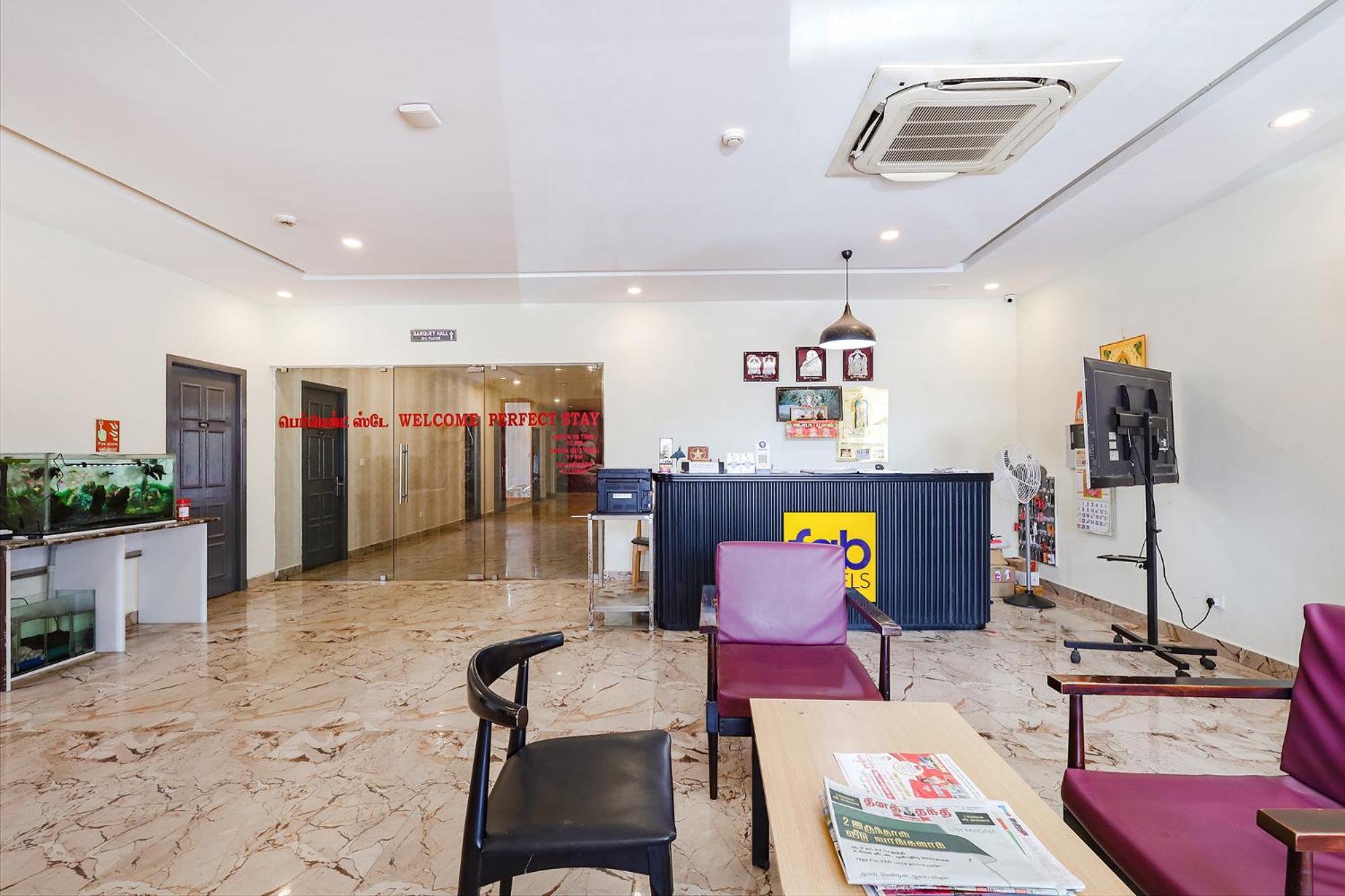 Hotel Fabhotel Perfect - Near Chrompet Railway Station *